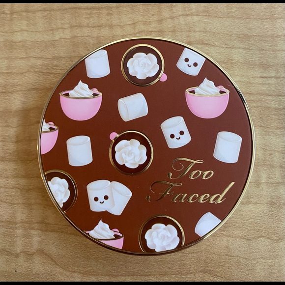 ✨LIMITED EDITION✨ Brand NEW Too Faced Bronzer. - Picture 6 of 6